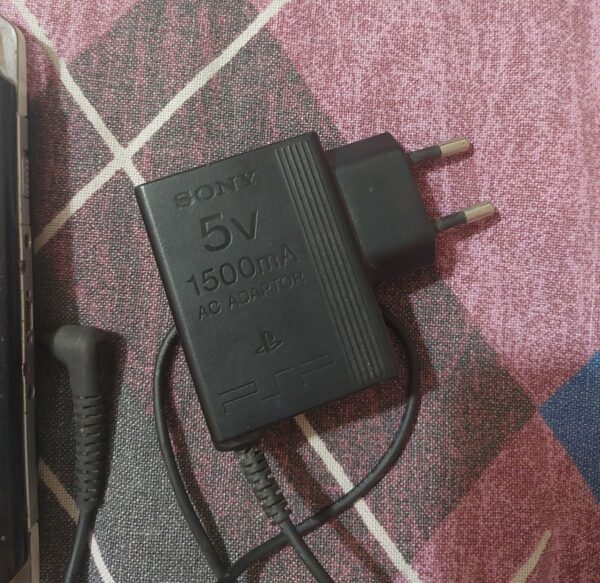 Psp original charger from sony