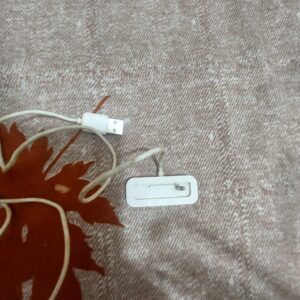 Apple shuffle charging dock for ipod shuffle