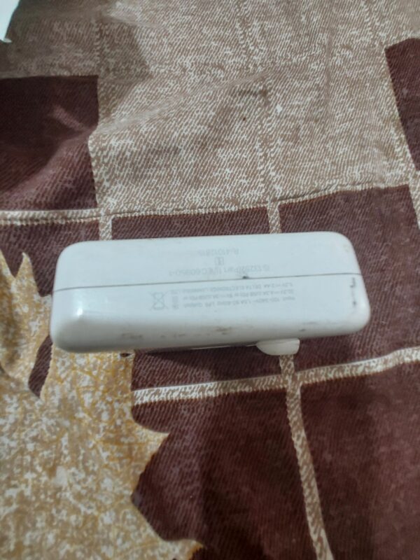 Apple original adapter 87w for macbook type c - Image 3