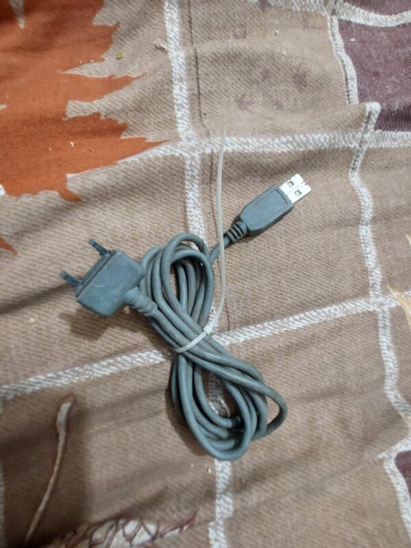 Original sony ericsson data cable - Image 2
