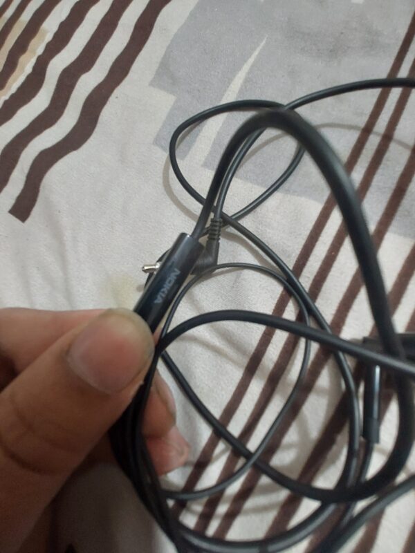 Nokia WB101 sound isolation wired earphone - Image 3