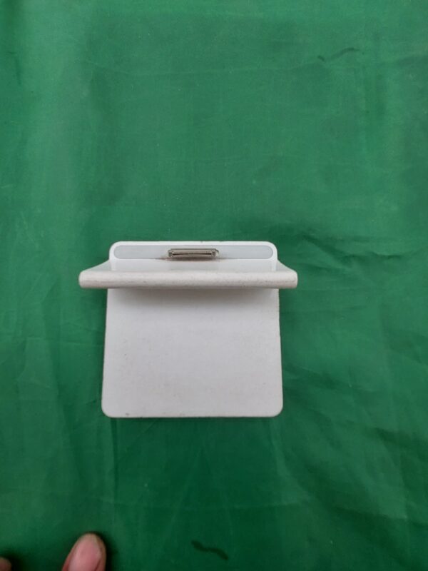 Apple charging dock for ipods and mobiles