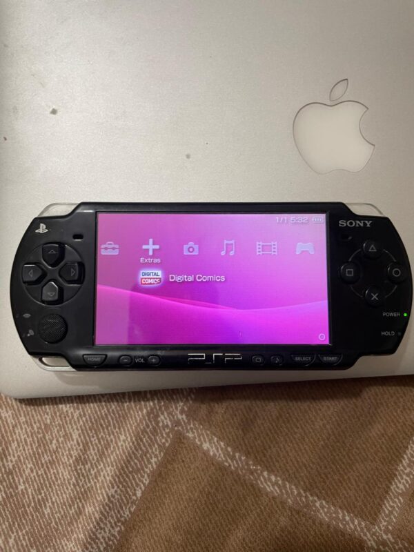 Psp 2001 slim with 8gb memory card