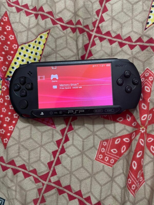 Sony pso e1004 street with original charger - Image 4