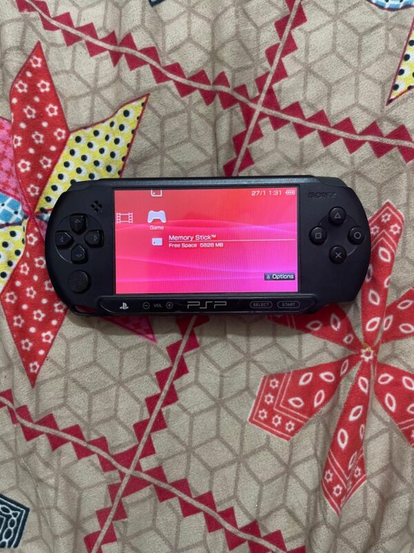Sony pso e1004 street with original charger