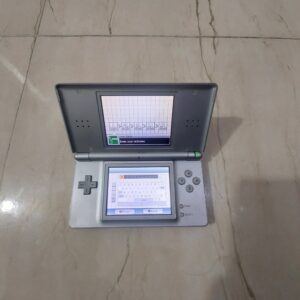 Nintendo ds lite silver in good condition